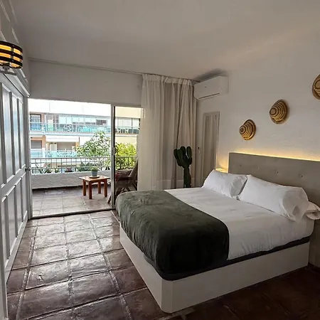 Bliss Apartment, Terrace, Pool & Apartamento *